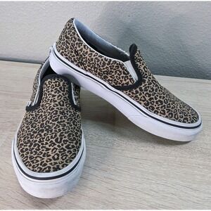 Vans Classic Slip-On Leopard Print Youth 1.5 Kids Skate Shoes Animal Print...